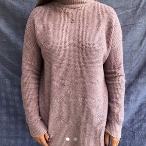American Eagle Lavender Sweater
